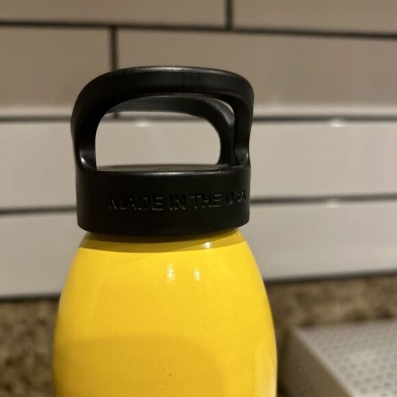 HTF Liberty Bottleworks Barack Obama Yellow USA - Picture 11 of 15